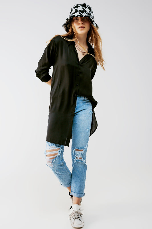 Chemise manches longues boutonnée devant en satin noire
