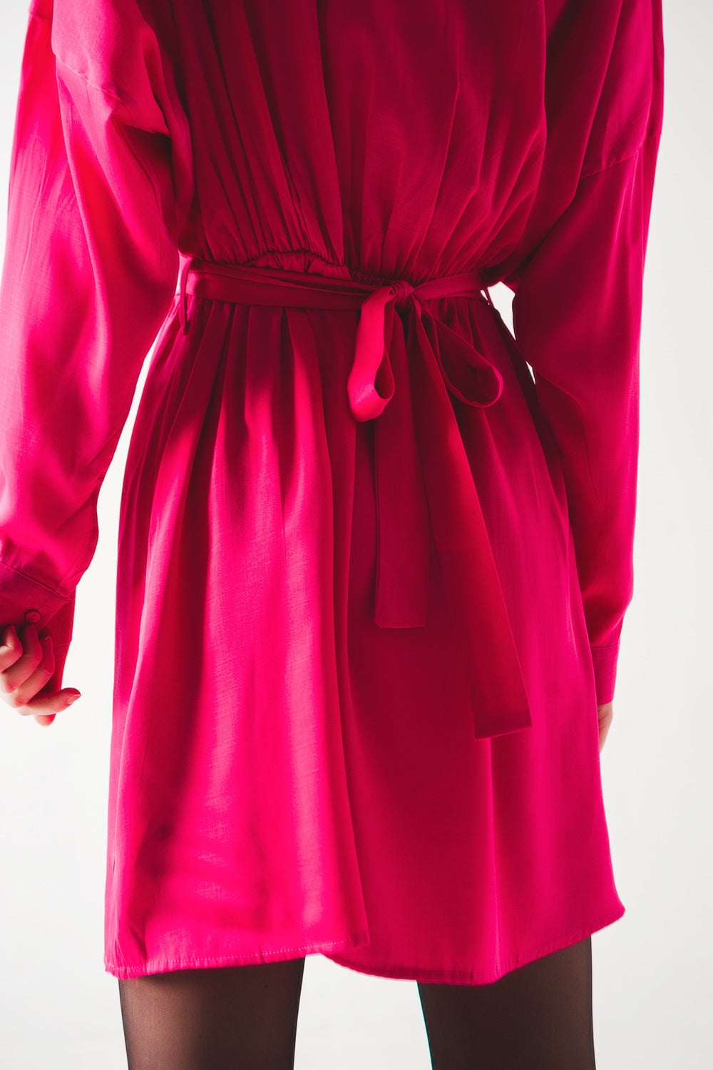 Mini robe en satin rouge