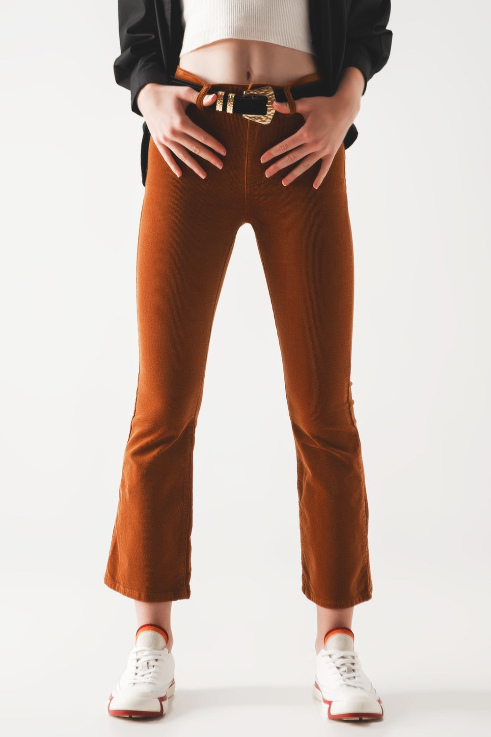 Pantalon évasé en velours côtelé camel