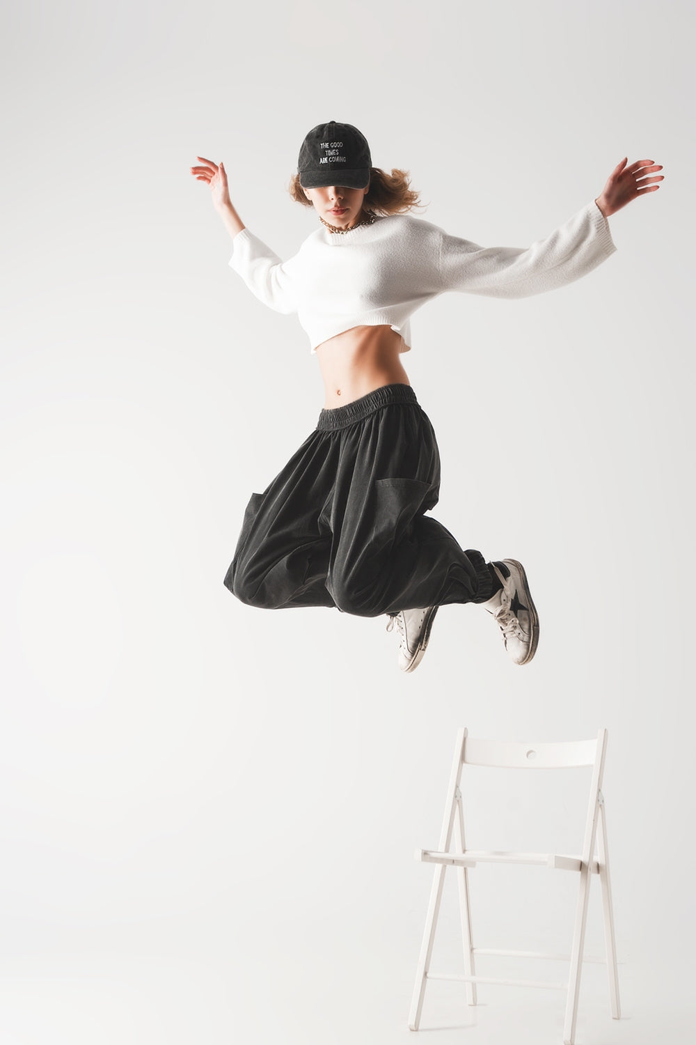 Pull court en maille duveteuse creme