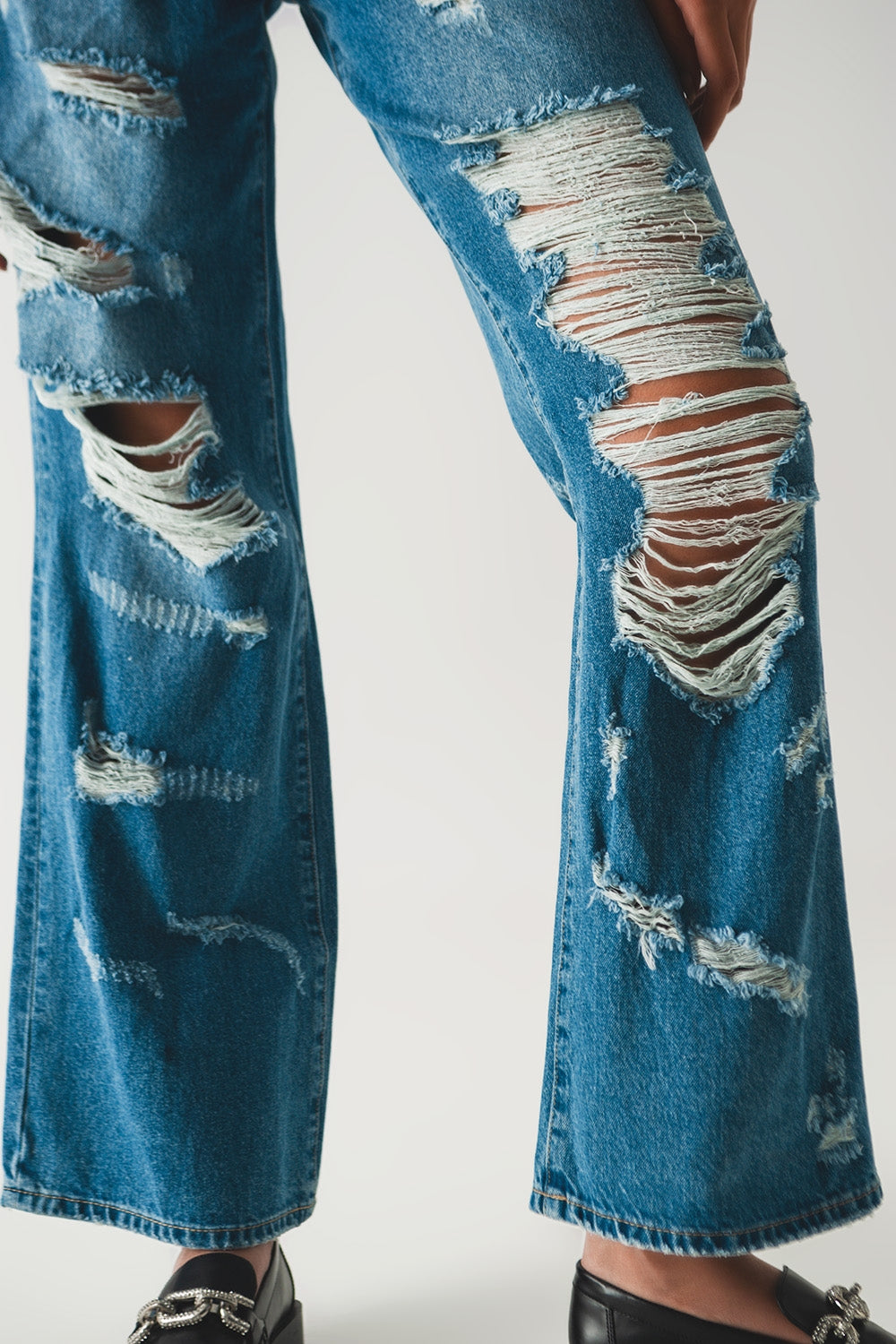 Jean boyfriend déchiré bleu