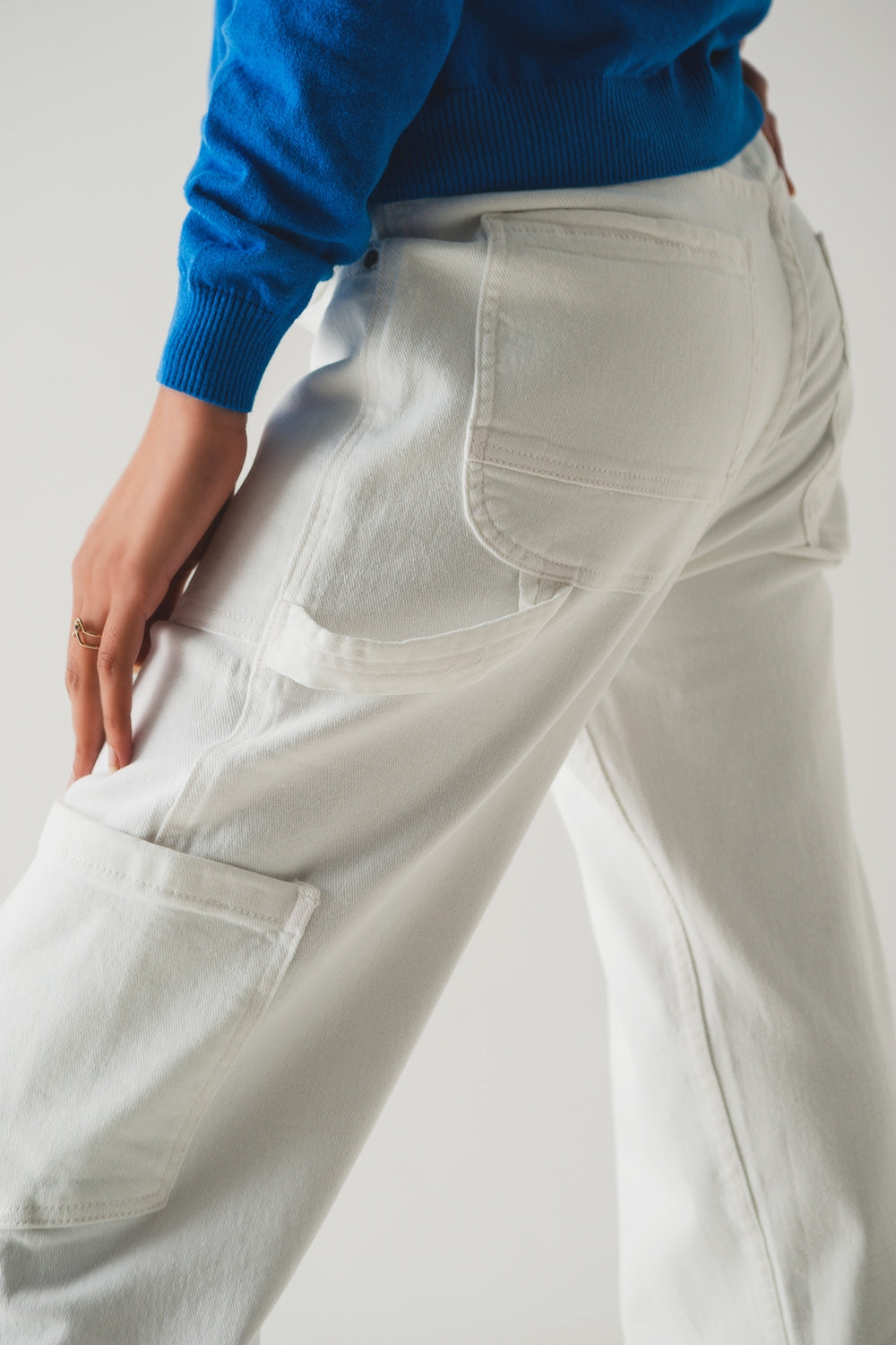 Pantalon cargo en blanc