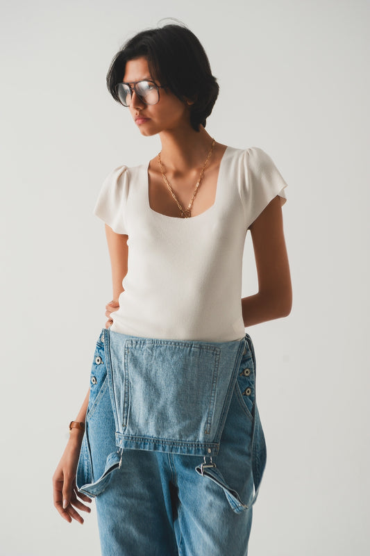 Pull à encolure carrée avec manches bouffantes creme