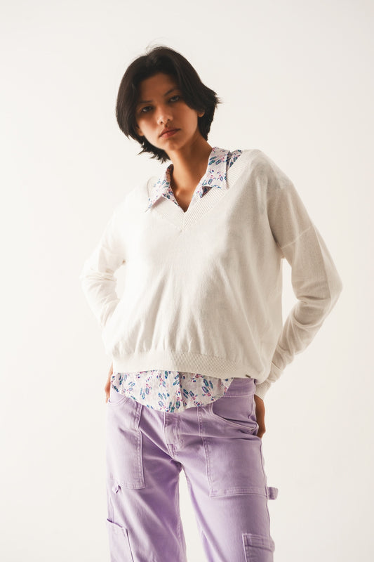 Pull col V en maille fine creme