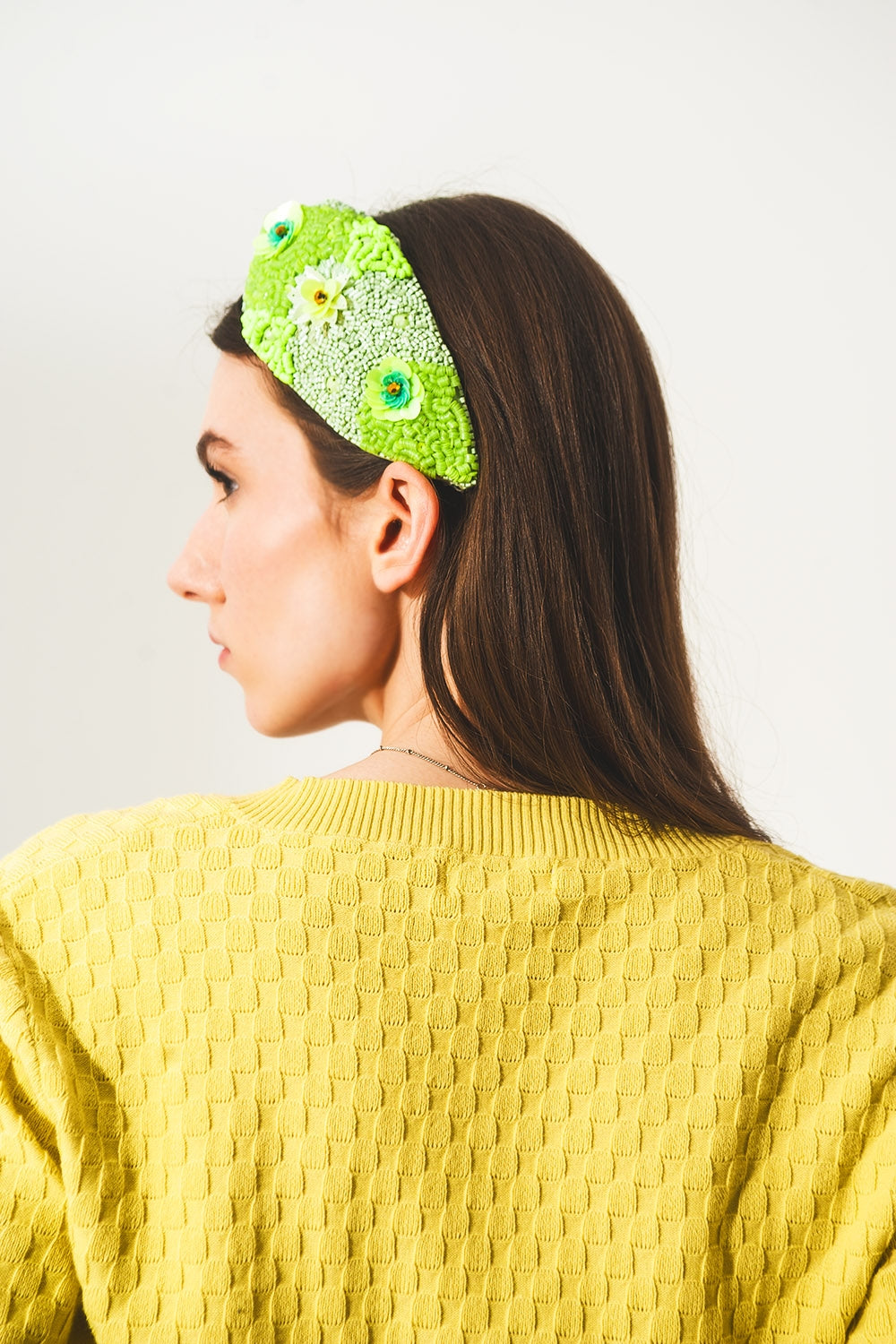 Bandeau épais à fleurs vertes ornées