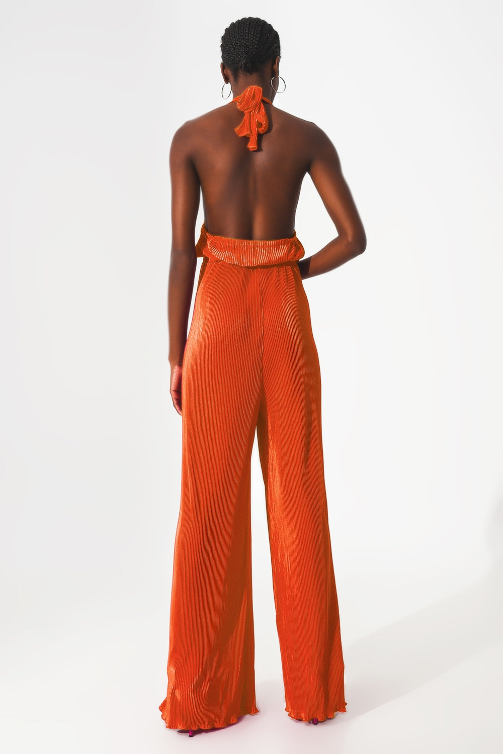 Combinaison longue dos-nu plissée en satin orange