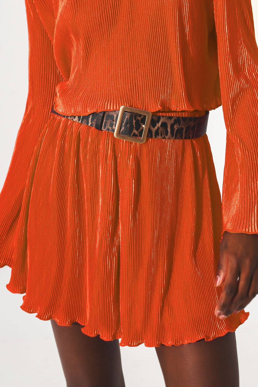 Short plissé en orange