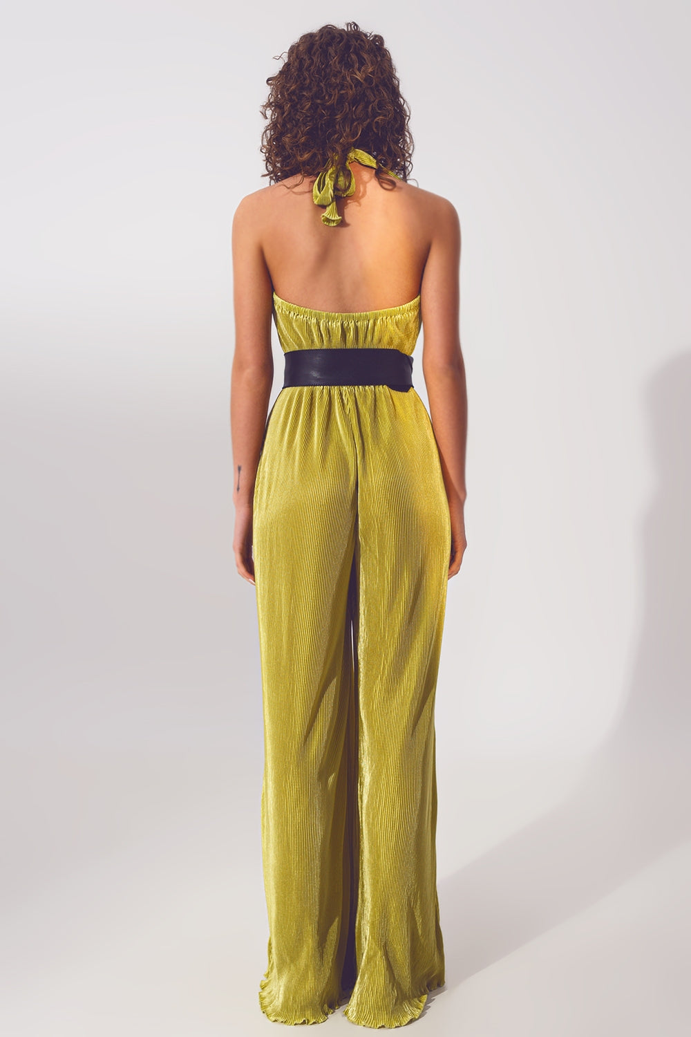 Combinaison maxi plissée à col licou en satin en vert