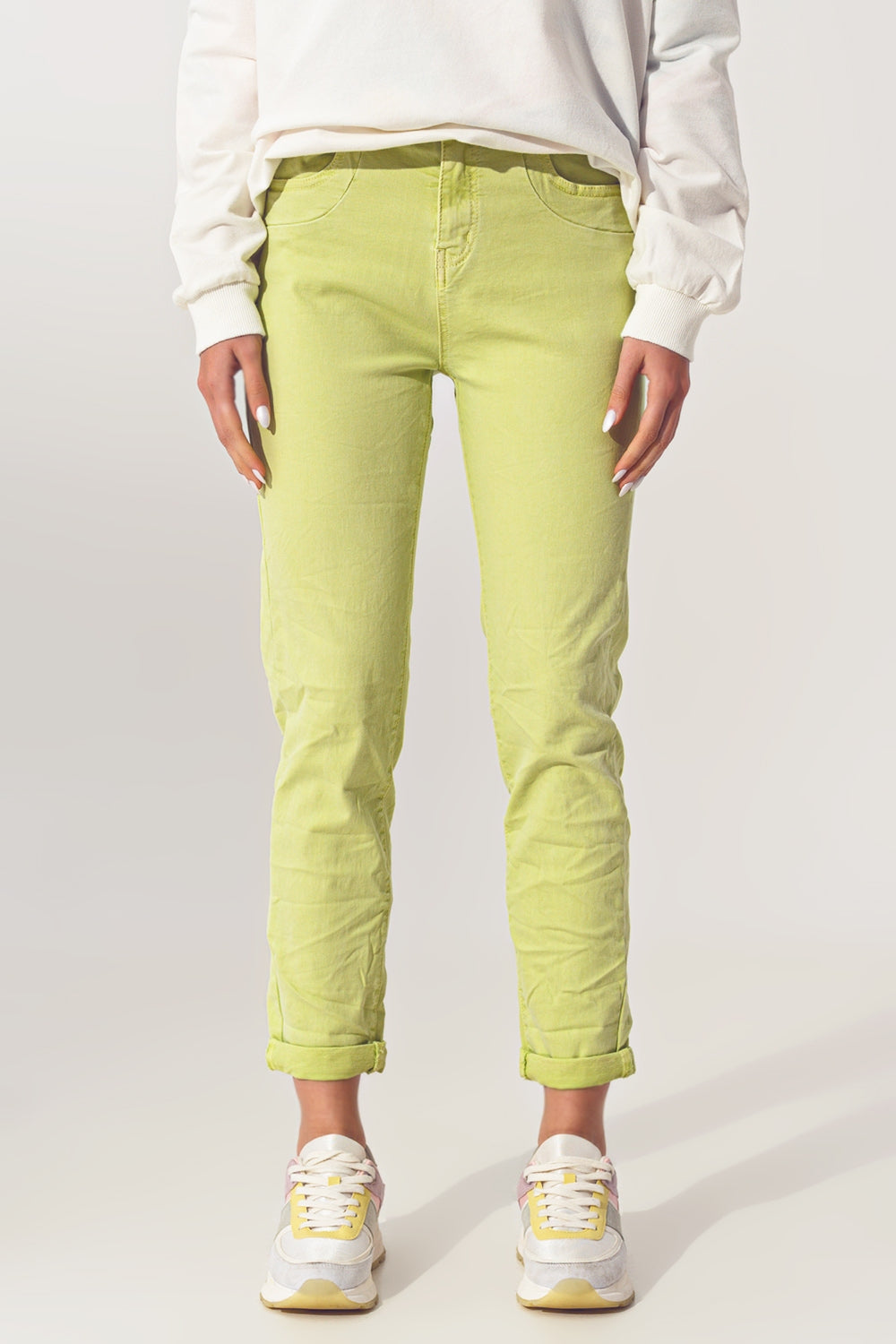Jean skinny froissé en vert lime