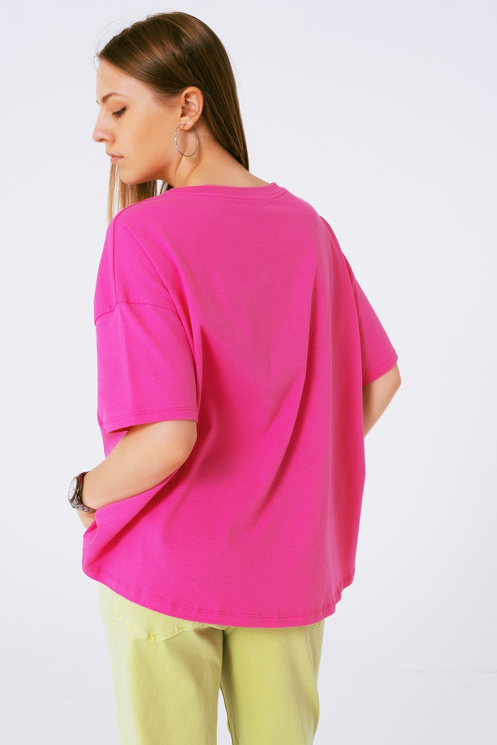 tee-shirt fuchsia ample avec ours coloré