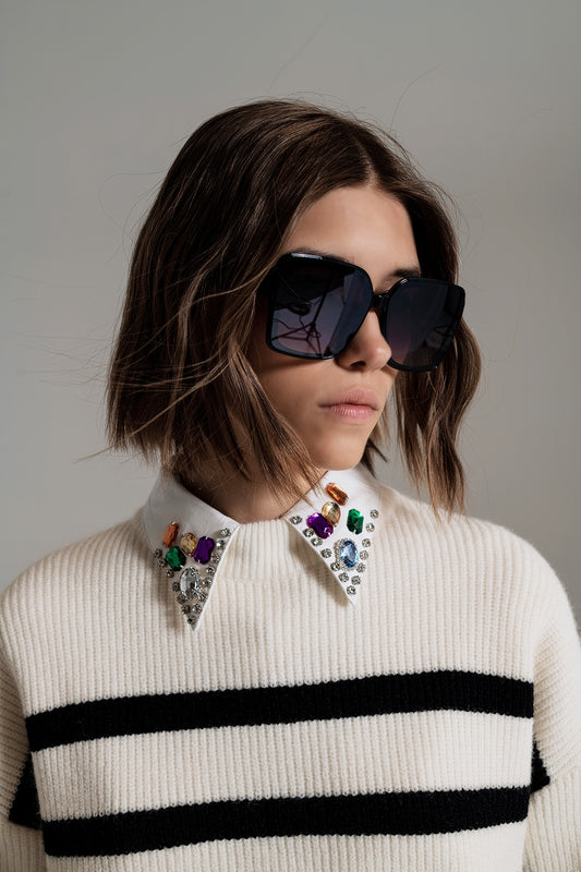 Lunettes de soleil œil de chat surdimensionnées en noir