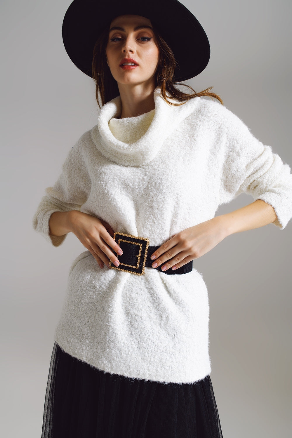 Pull large avec encolure bardot en blanc