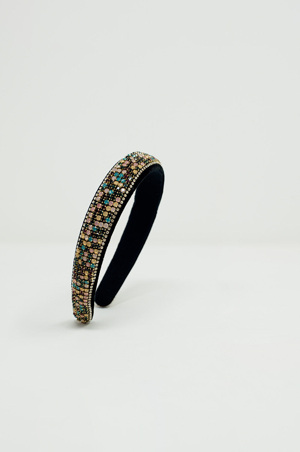 Bandeau en velours avec des embellissements de strass