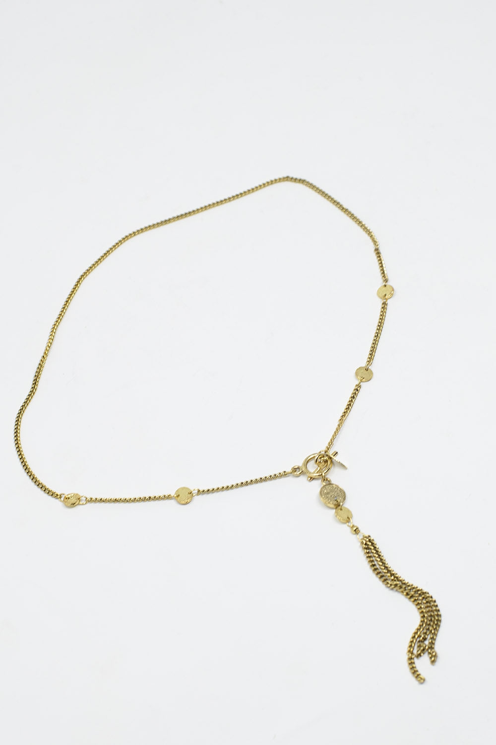 Collier en or avec perles et chaîne à franges