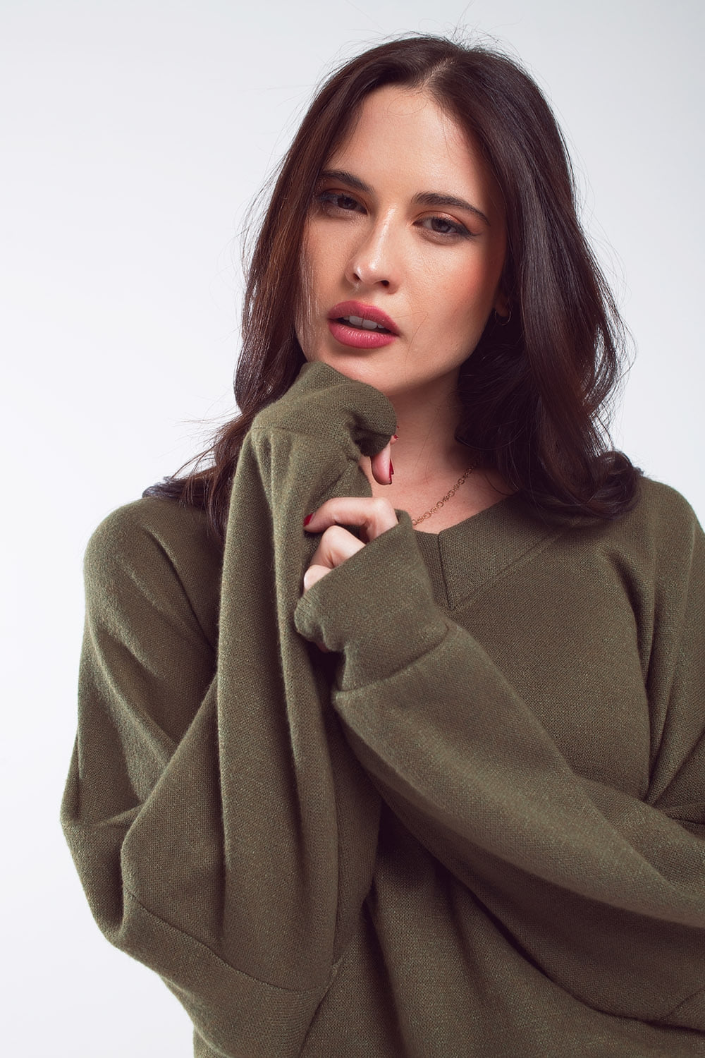 Swearshirt oversize vert olive avec encolure en V