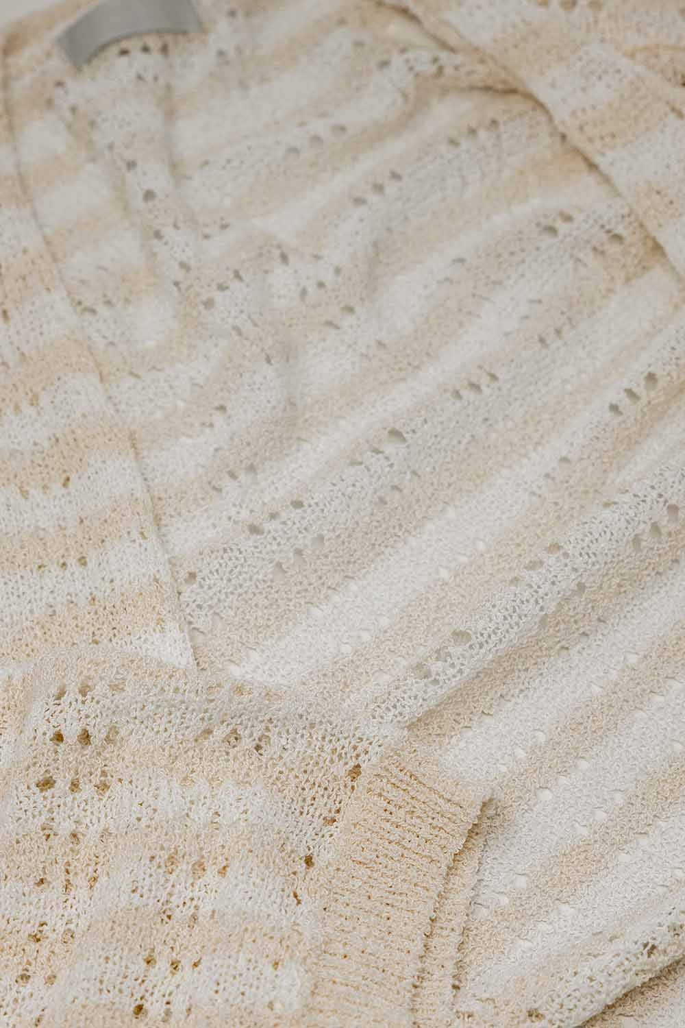 Cardigan crème style bohème en maille pointelle à rayures et détails à franges