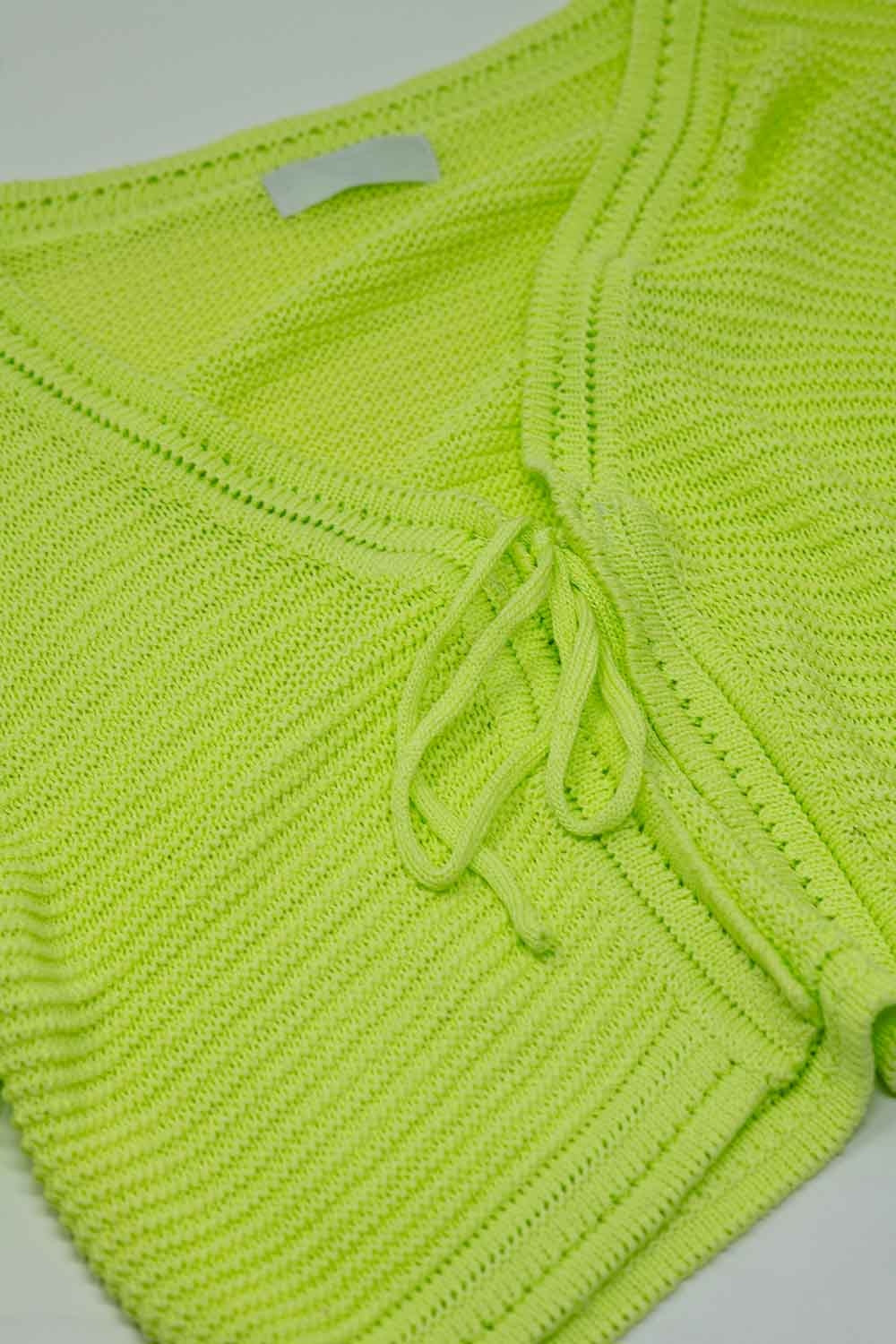 Cardigan tricoté à manches longues et à clochettes en vert lime avec détails de nœuds