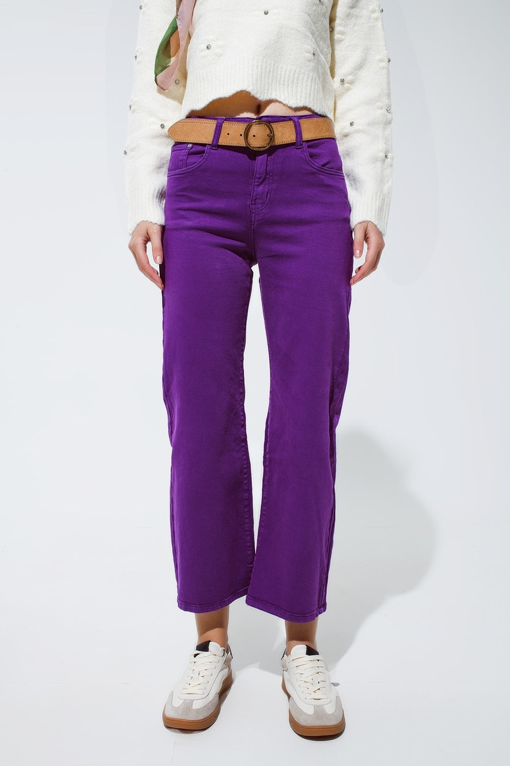 Jean court à jambe large en violet