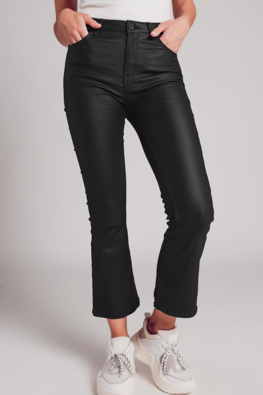 Pantalon flare en faux cuir extensible noir
