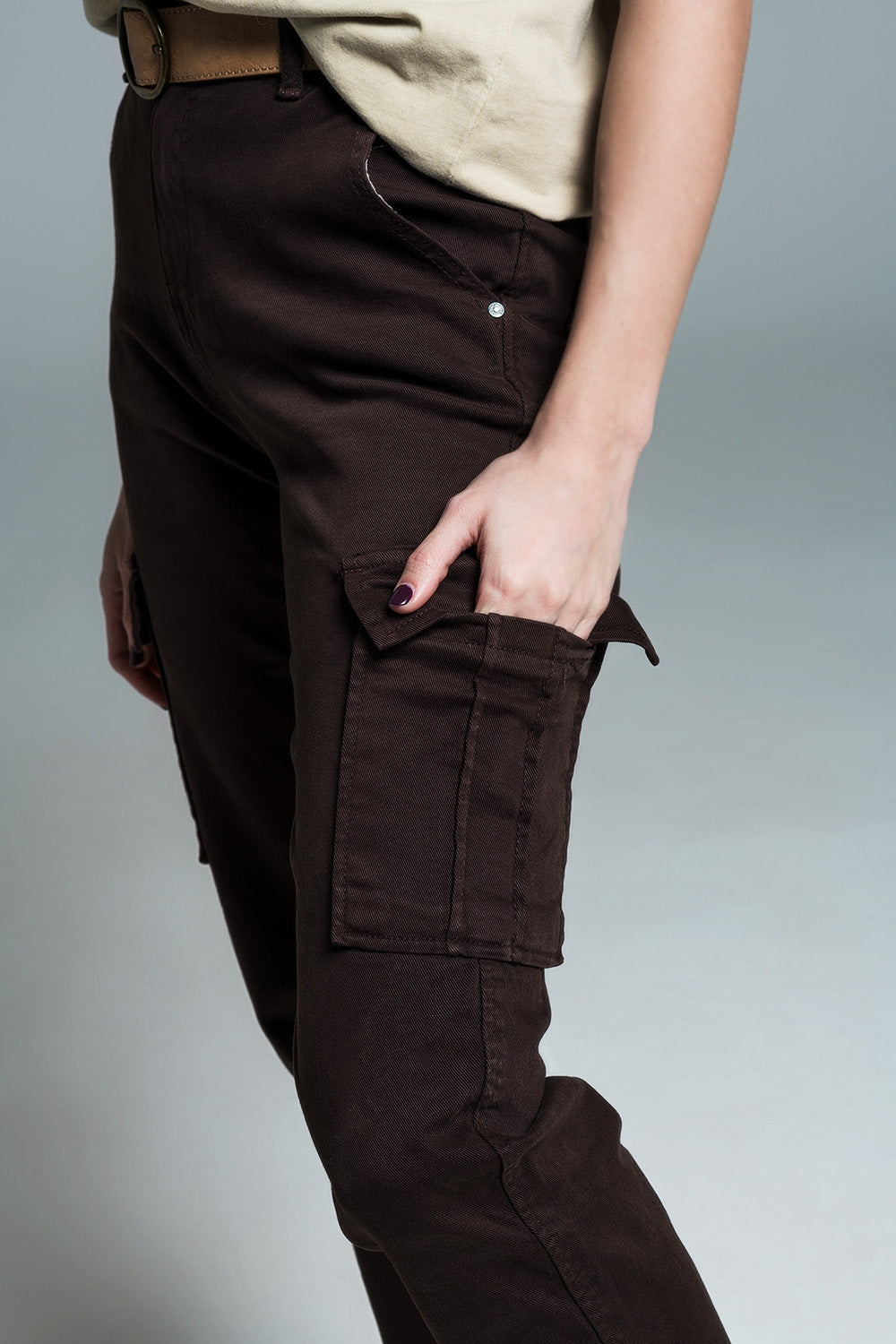 Pantalon cargo décontracté en brun foncé