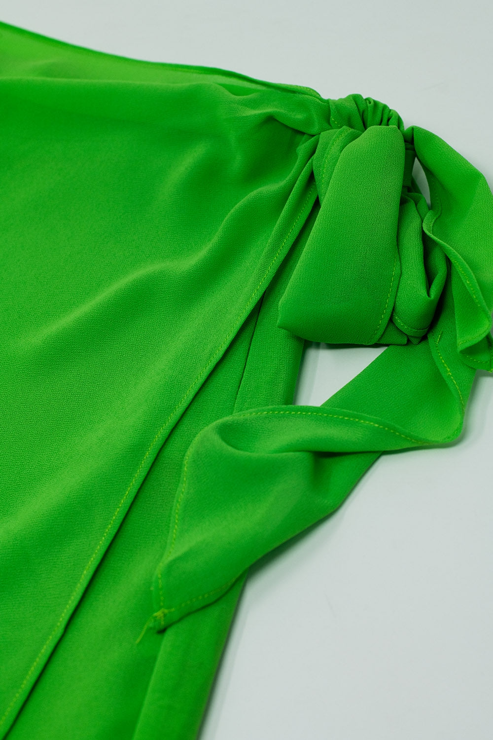 Pantalon vert large Jupe superposée nouée sur le côté