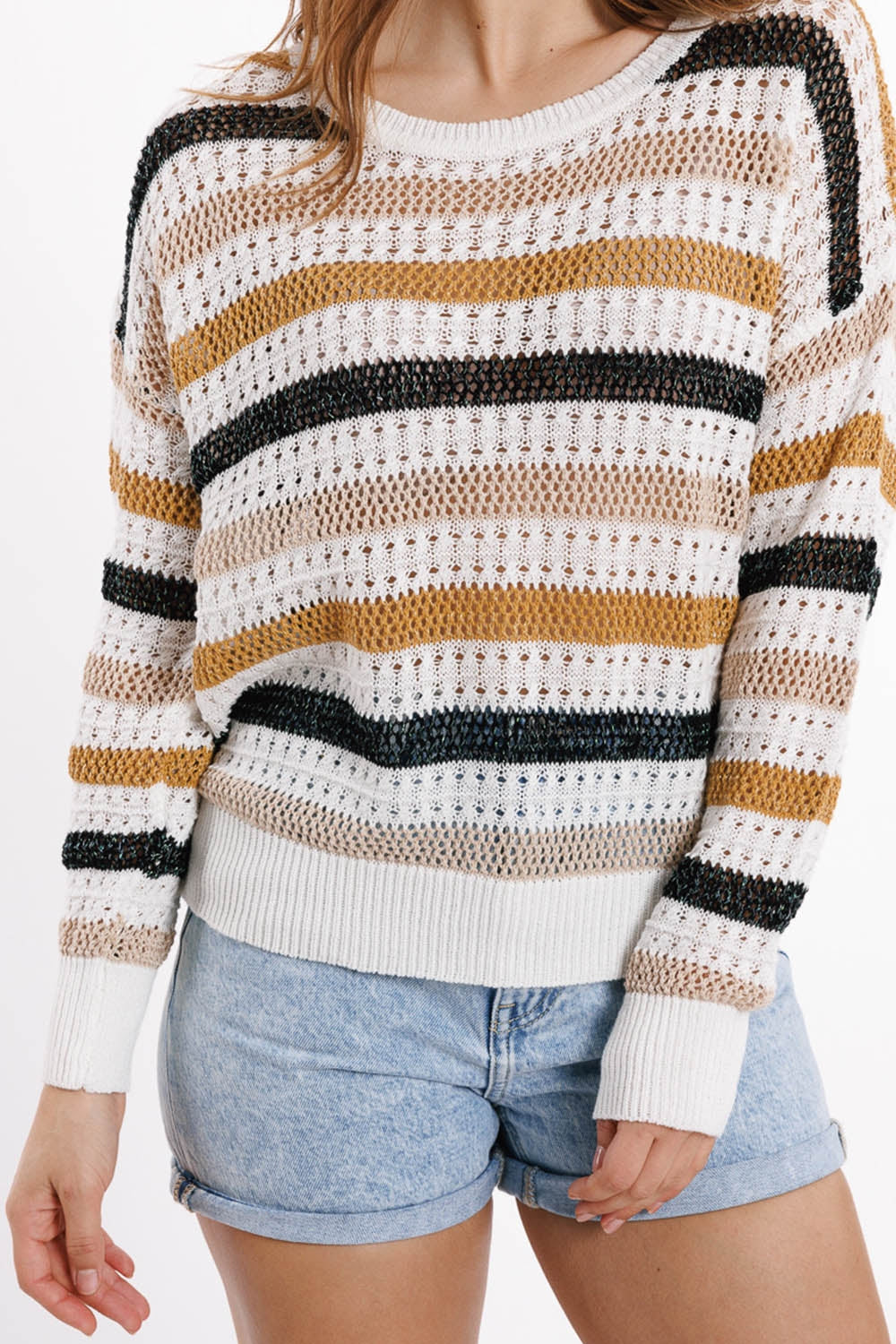 Pull en tricot blanc à rayures multicolores