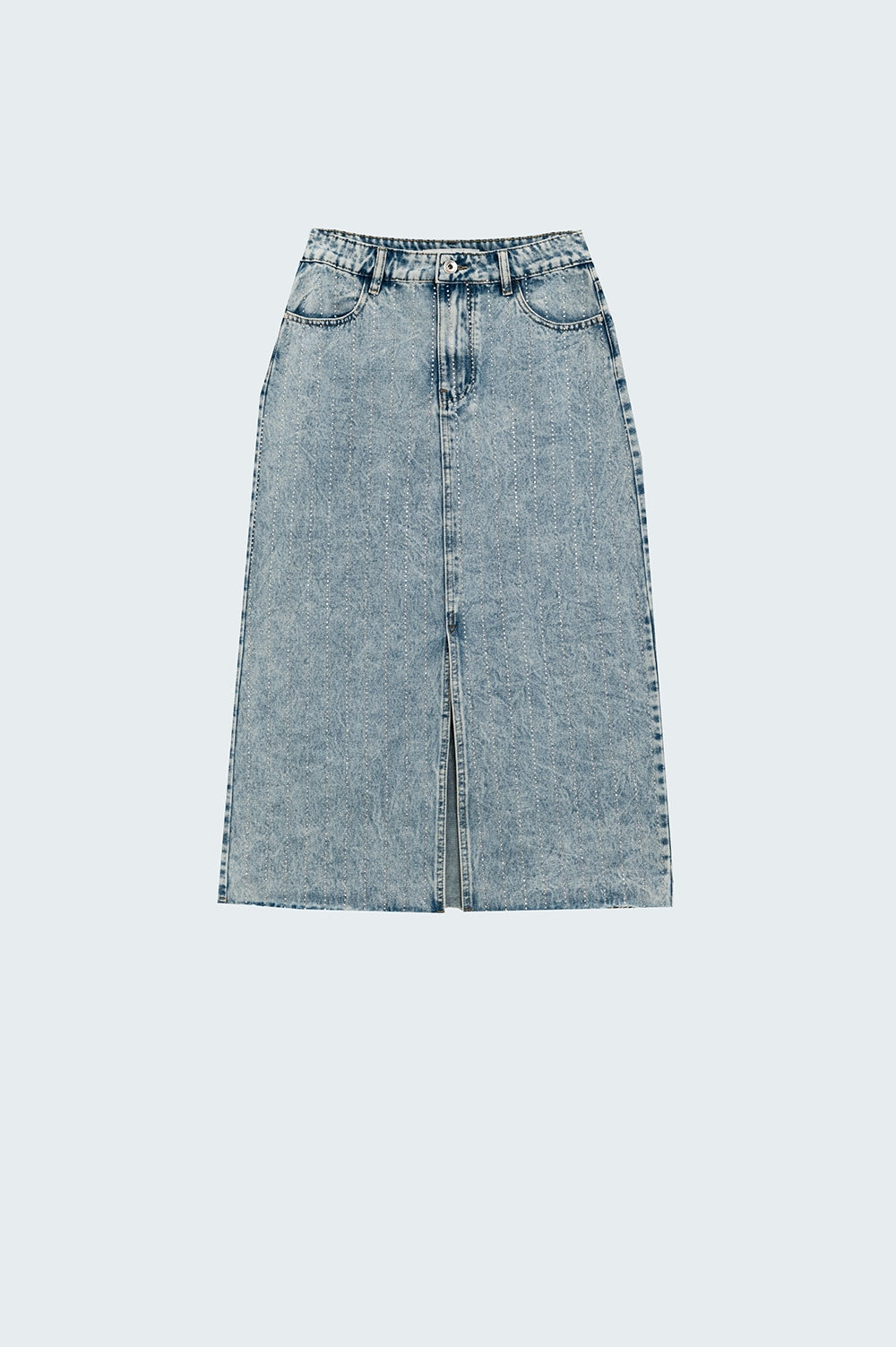 Jupe midi en denim léger fendue sur le devant et ornée de diamants