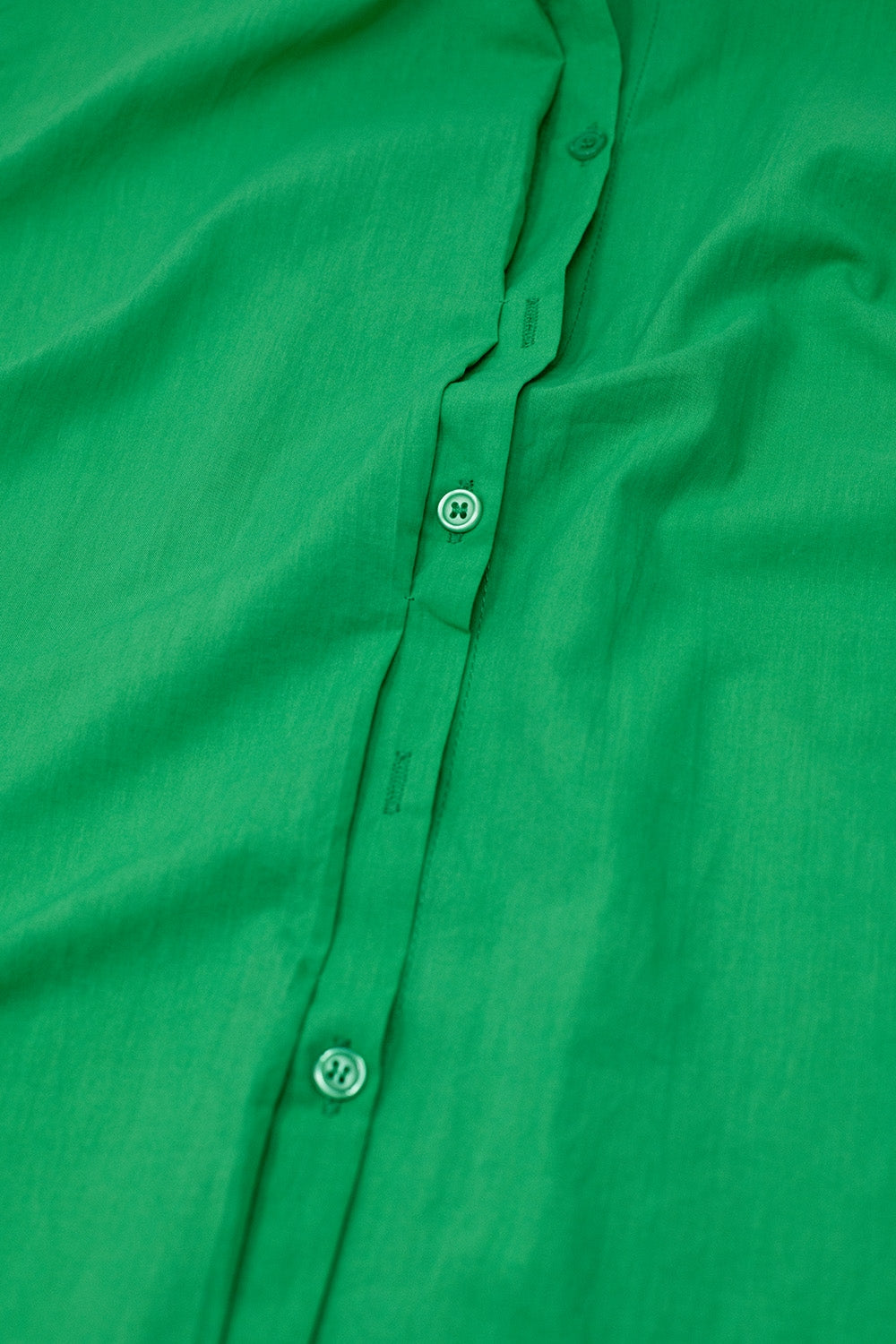 Chemise boutonnée décontractée à manches courtes en vert