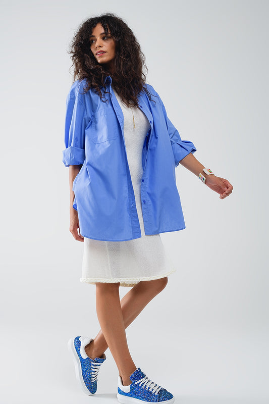 Chemise super surdimensionnée à taille basse en bleu