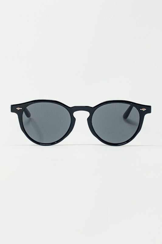 Lunettes de soleil rétro rondes avec verres fumés en noir
