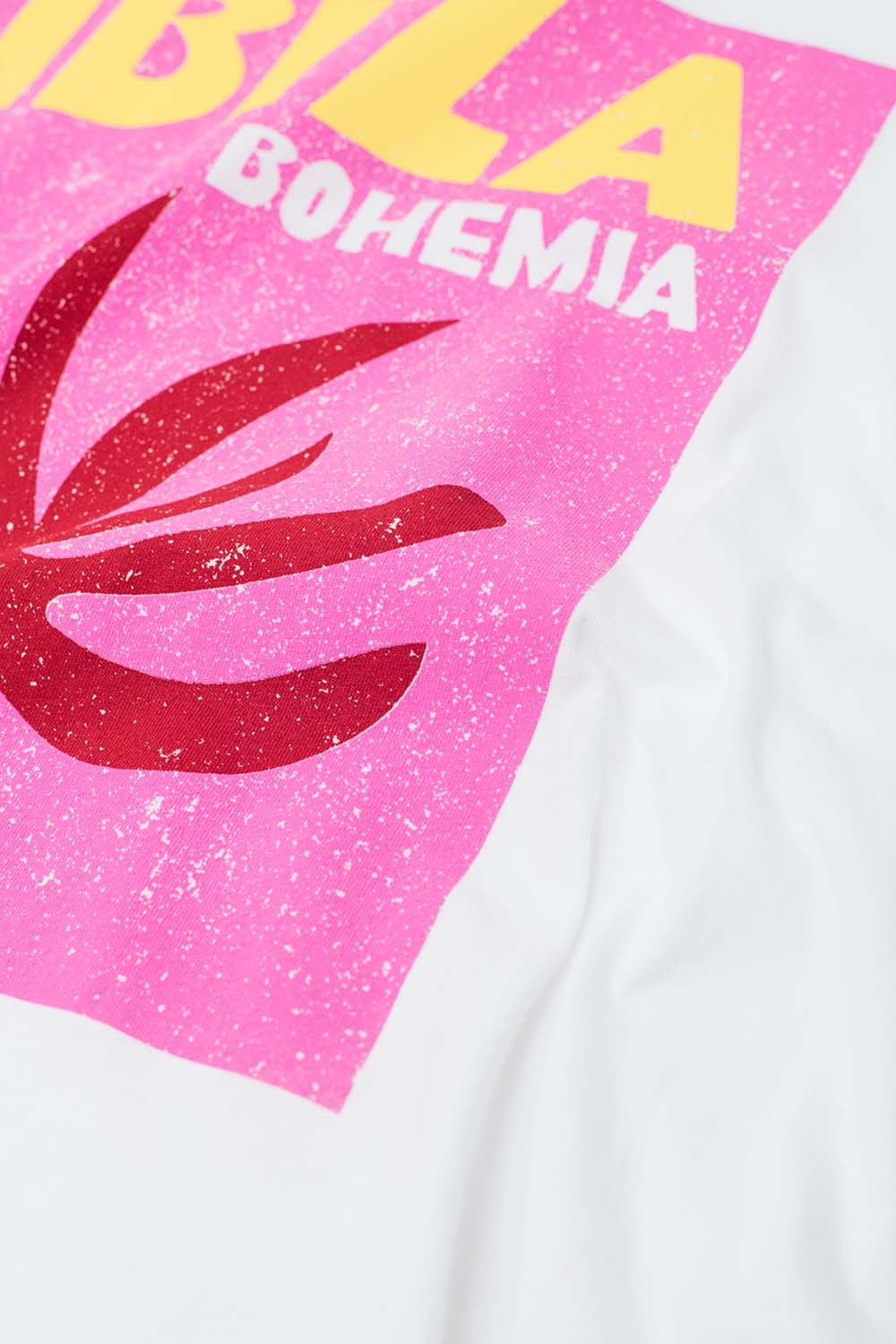 T-shirt décontracté blanc Ibiza Bohème avec imprimé rose