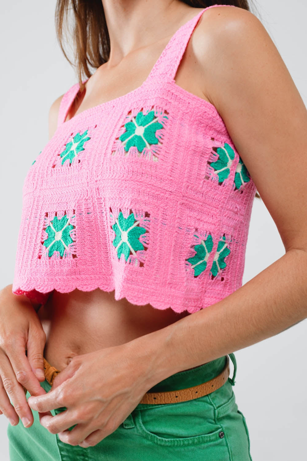 Débardeur Court en Crochet avec Motif Fleur