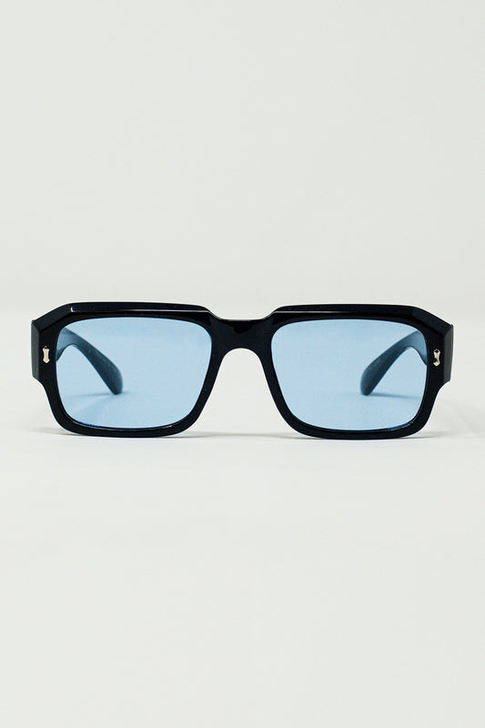 Lunettes de soleil rectangulaires avec monture noire et verres bleus