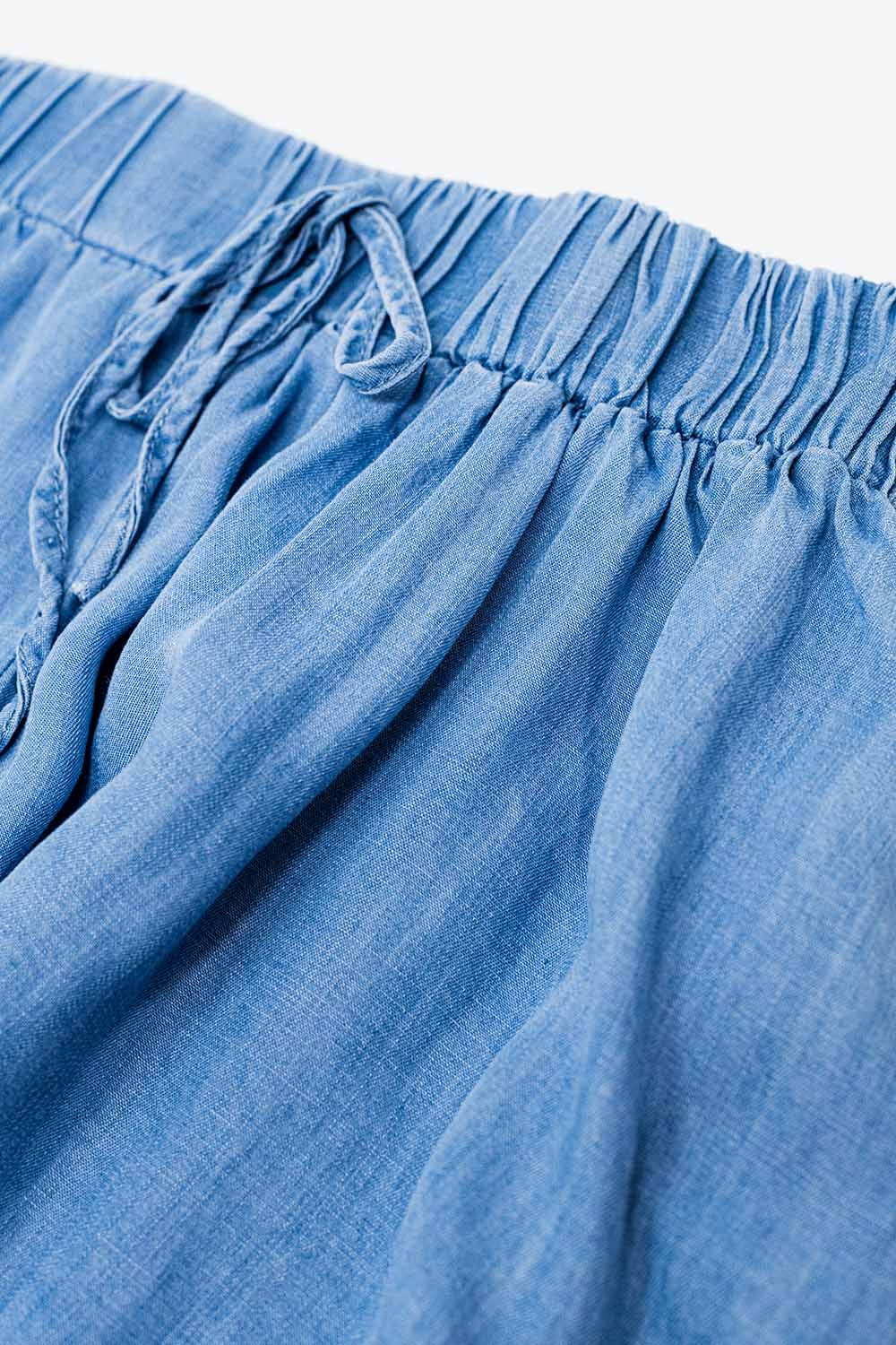Short en Tencel fluide avec poches latérales