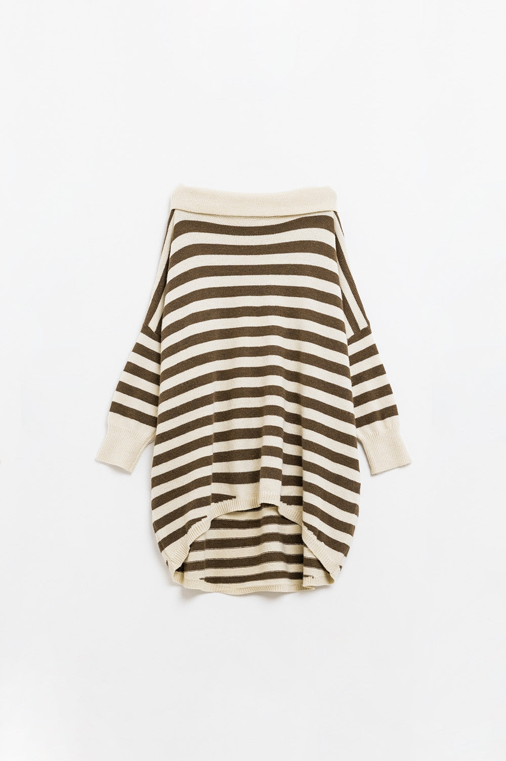 Pull oversize à col haut avec ailes de chauve-souris et rayures en crème et marron