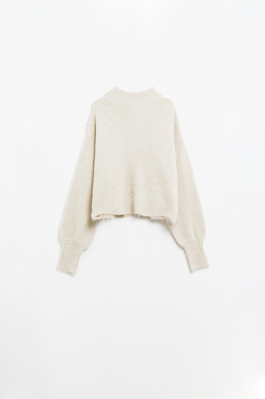 Pull-over beige duveteux à col montant et manches ballons
