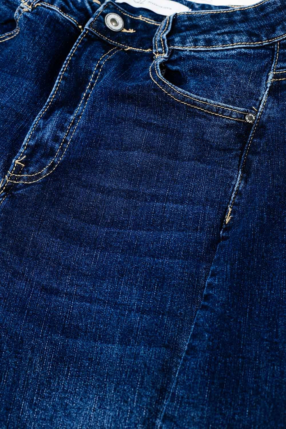 Jeans taille haute à jambes larges avec poches latérales
