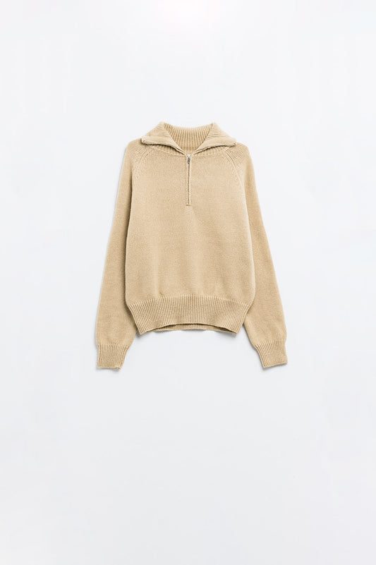 pull beige avec fermeture à glissière