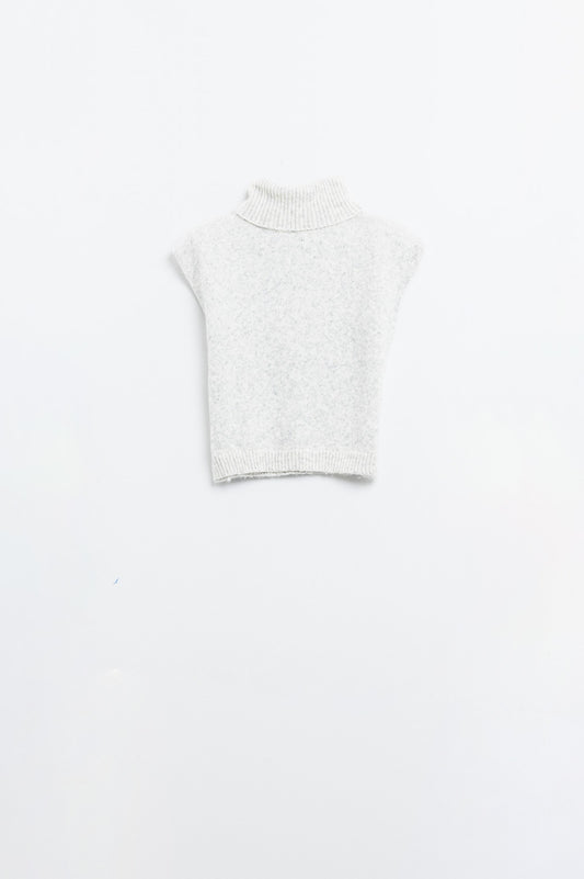 Pull douillet sans manches à col roulé en gris