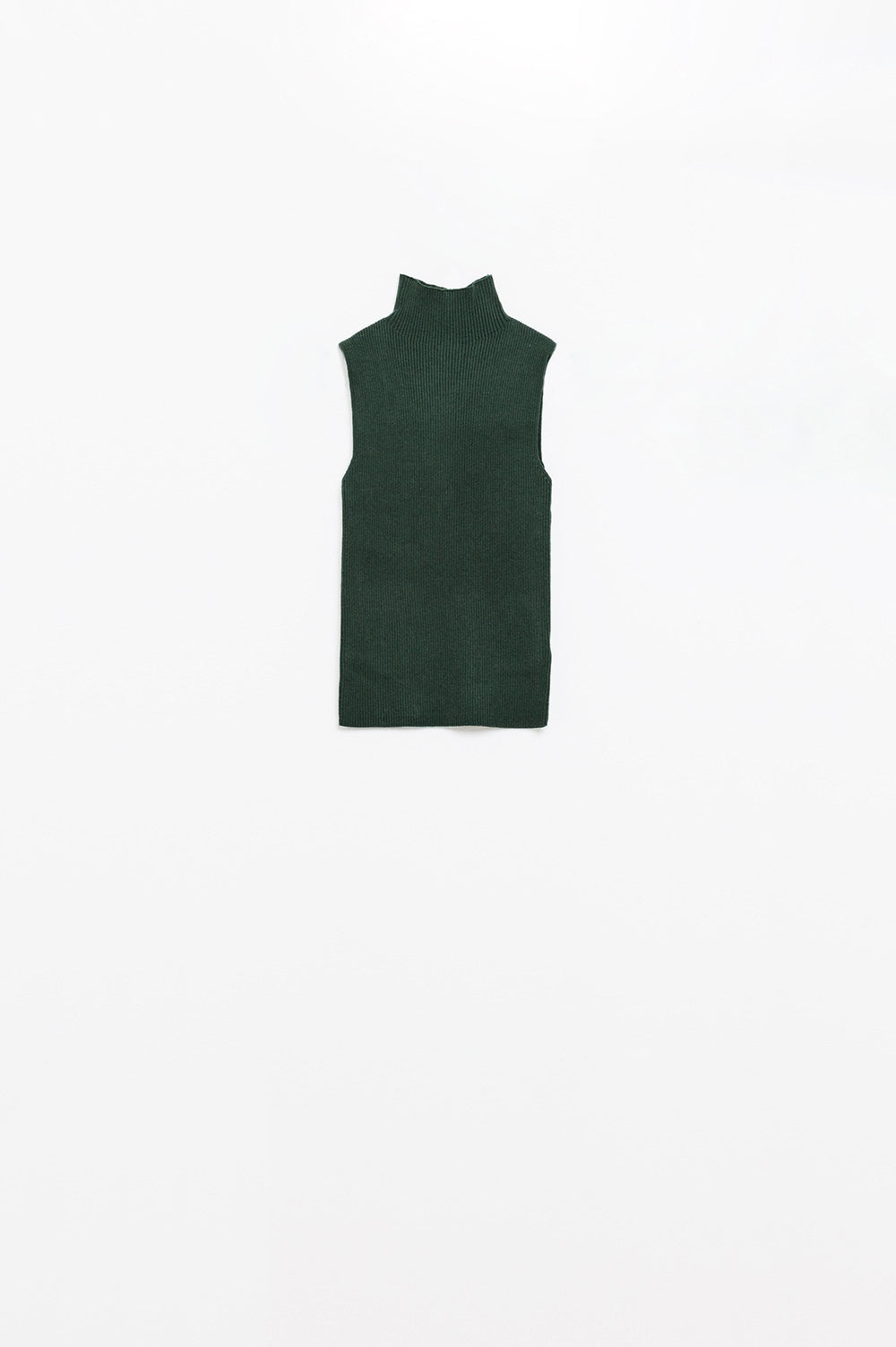 Turtle Neck Ribbed Top in Forest Green