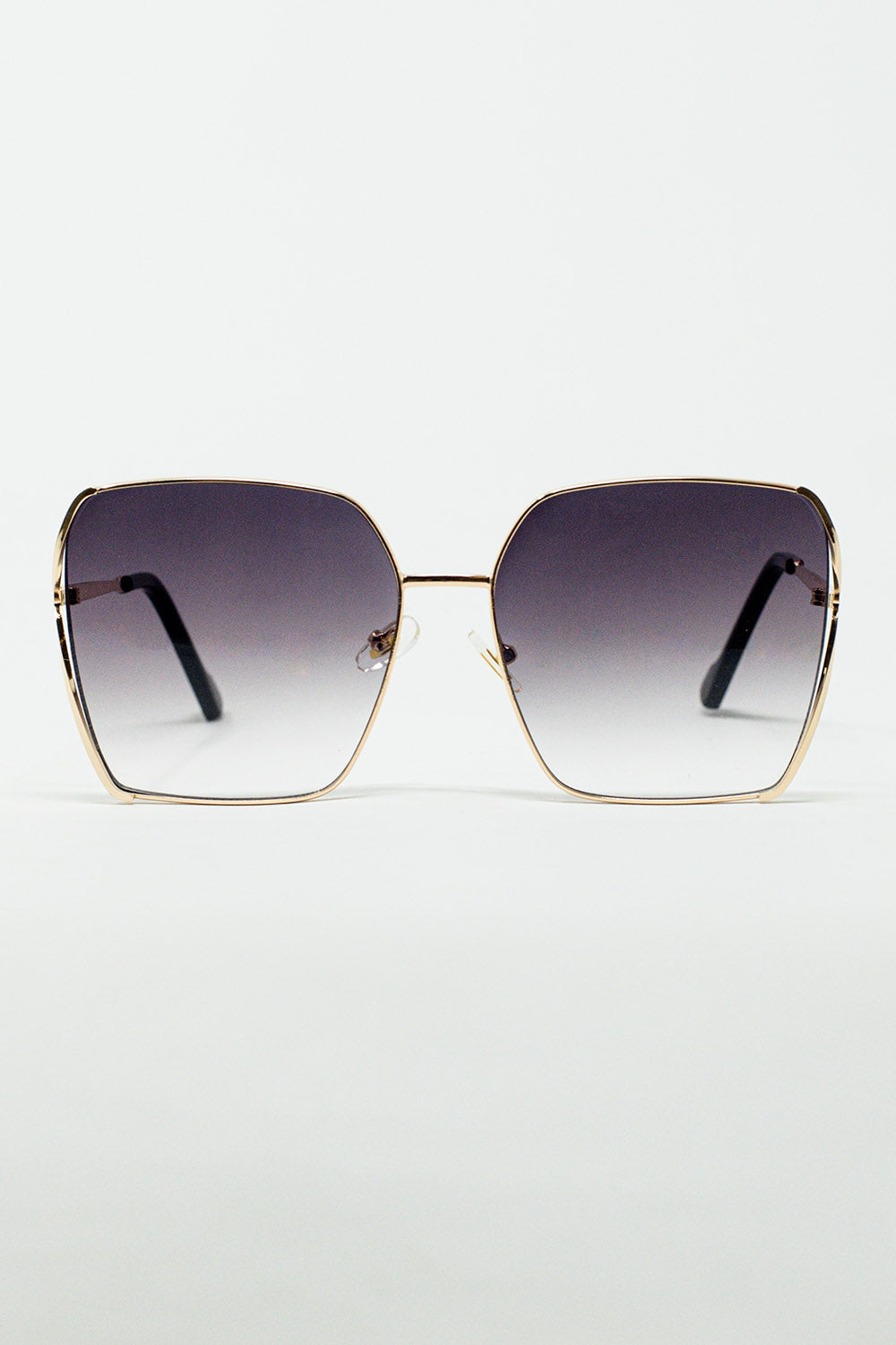 Lunettes de soleil carrées surdimensionnées en métal avec verres noirs dégradés