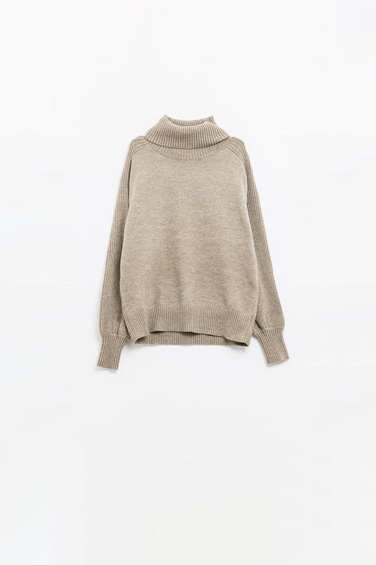 pull large beige avec manches côtelées