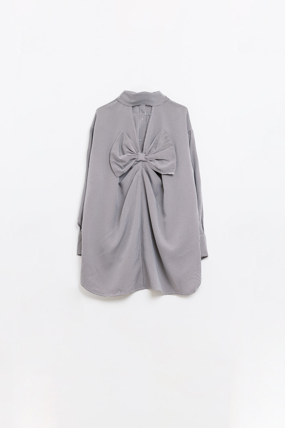 Chemise oversize en vichy avec nœud en noir et blanc