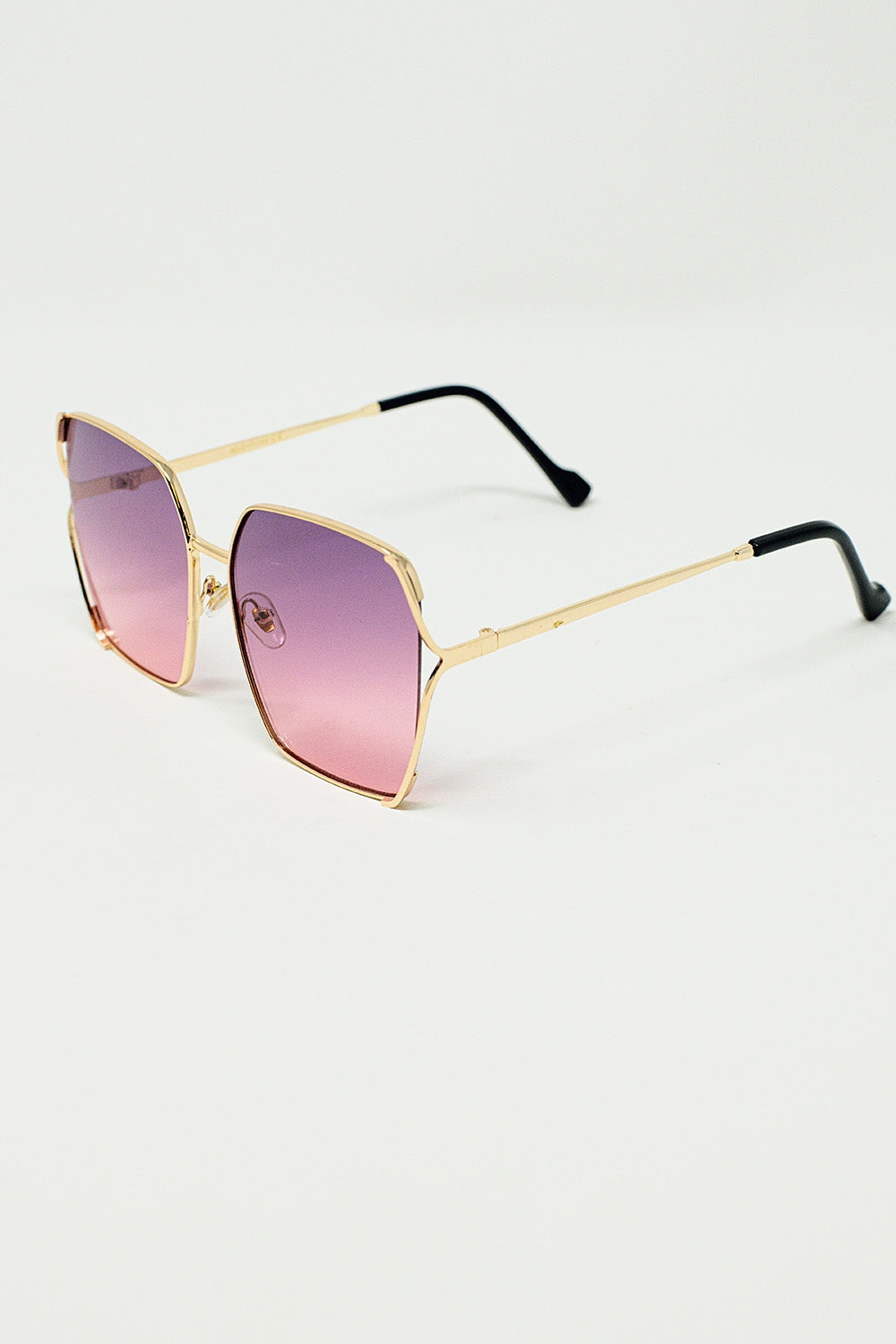 Lunettes de soleil carrées surdimensionnées en métal avec verre dégradé violet