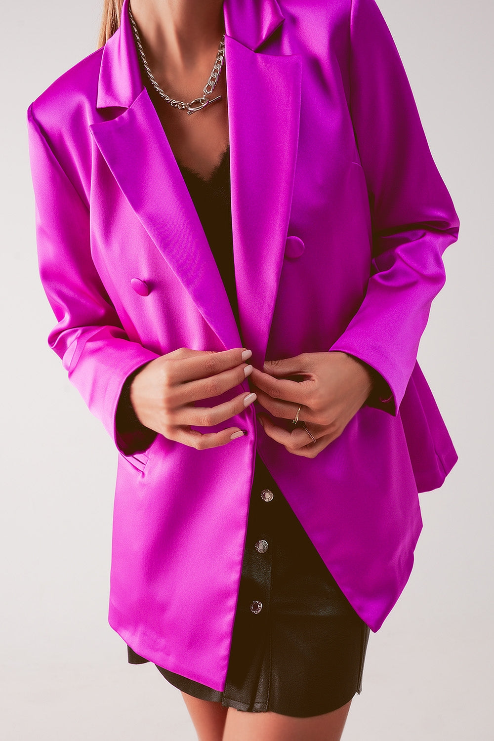 Blazer de costume satiné à double boutonnage fuchsia