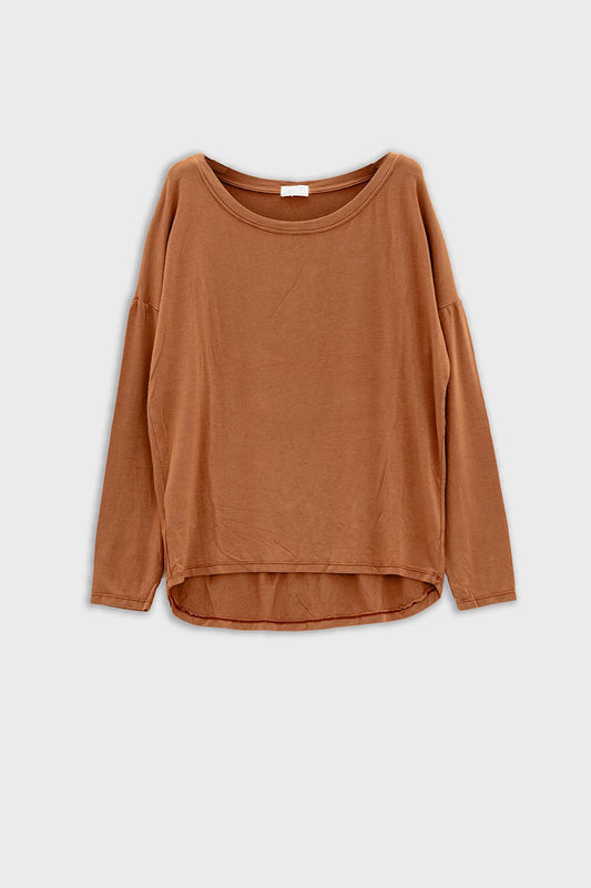 Boat neck Long sleeve t shirt in modal in camel color
