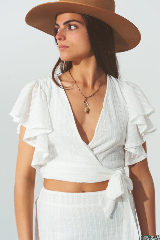 Q2 Broderie Wrap Crop Top en Blanc