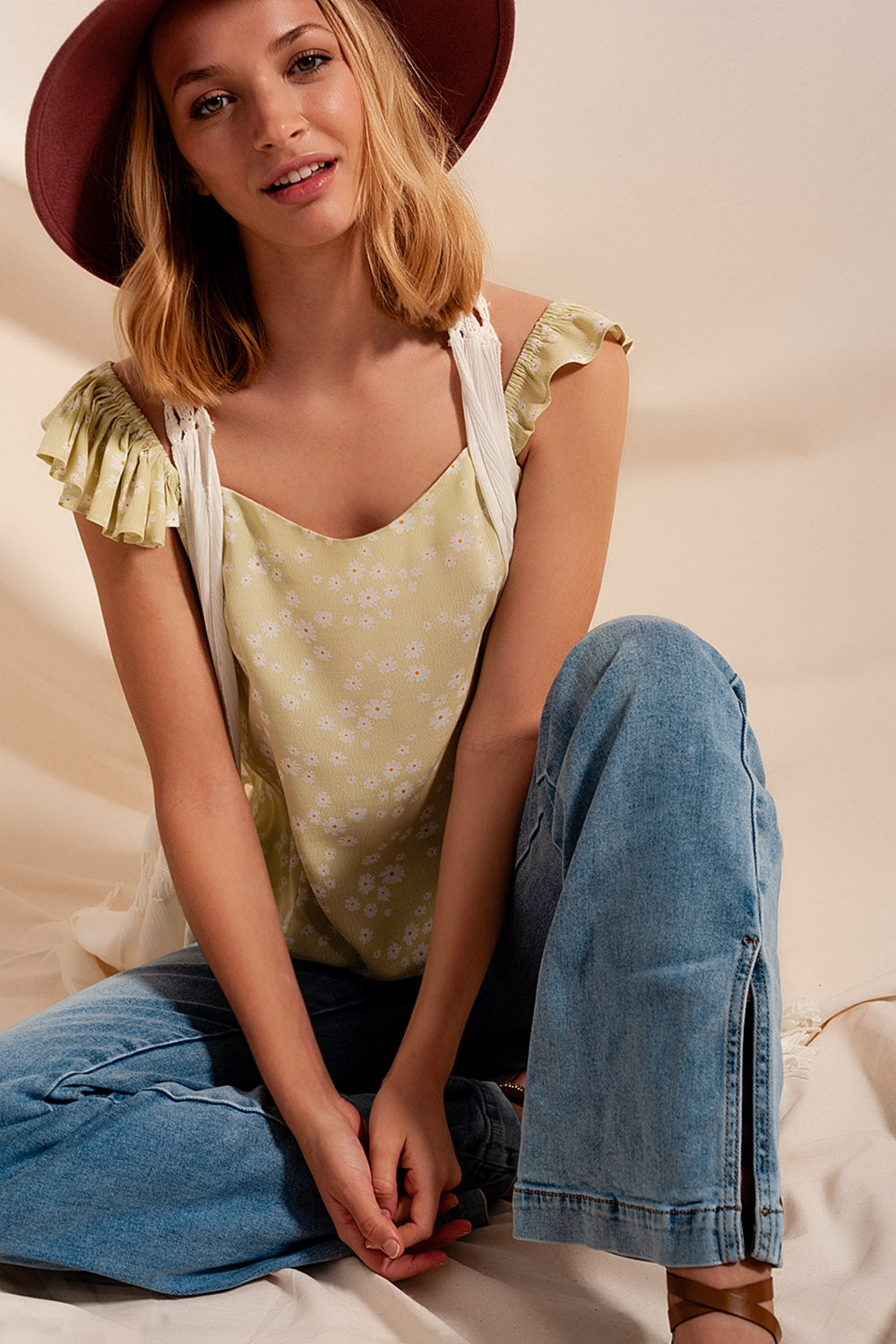 Q2 Caraco à imprimés petites fleurs avec bretelles à volants vert