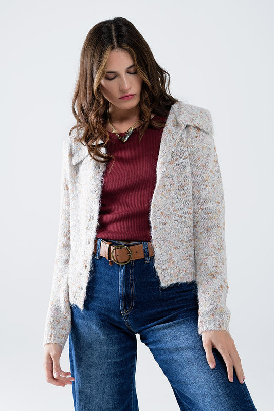 Q2 Cardigan beige avec boutons en perles