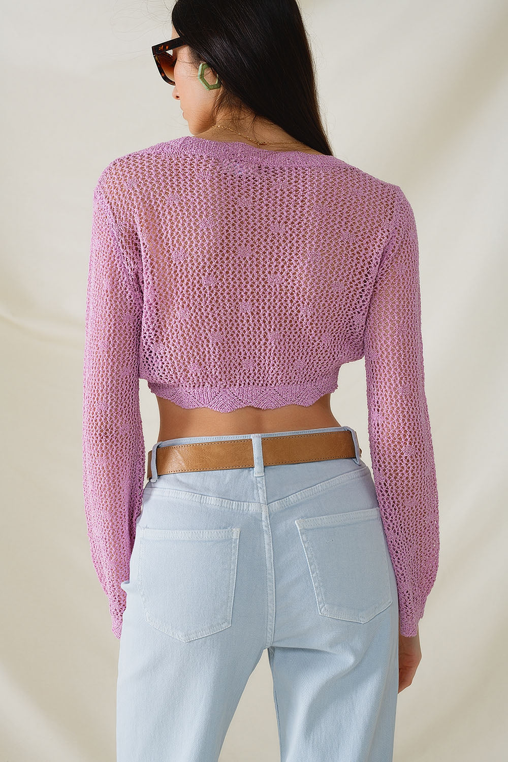 cardigan court en crochet lilas avec détails en lurex